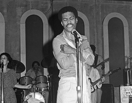 Cuba Gooding Sr. performing live at the Total Experience Nightclub 
circa 1970s 
© 1978 Bobby Holland