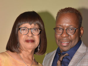 Left to Right: Honoree Karen Lee, Bobby Brown
Photo Credit: Koi Sojer/Snap ‘N U Photos